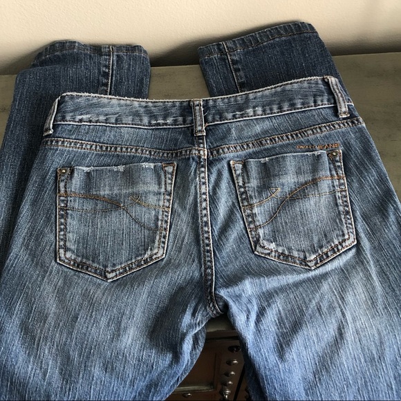 DKNY Jeans. Size 4. - Picture 4 of 10